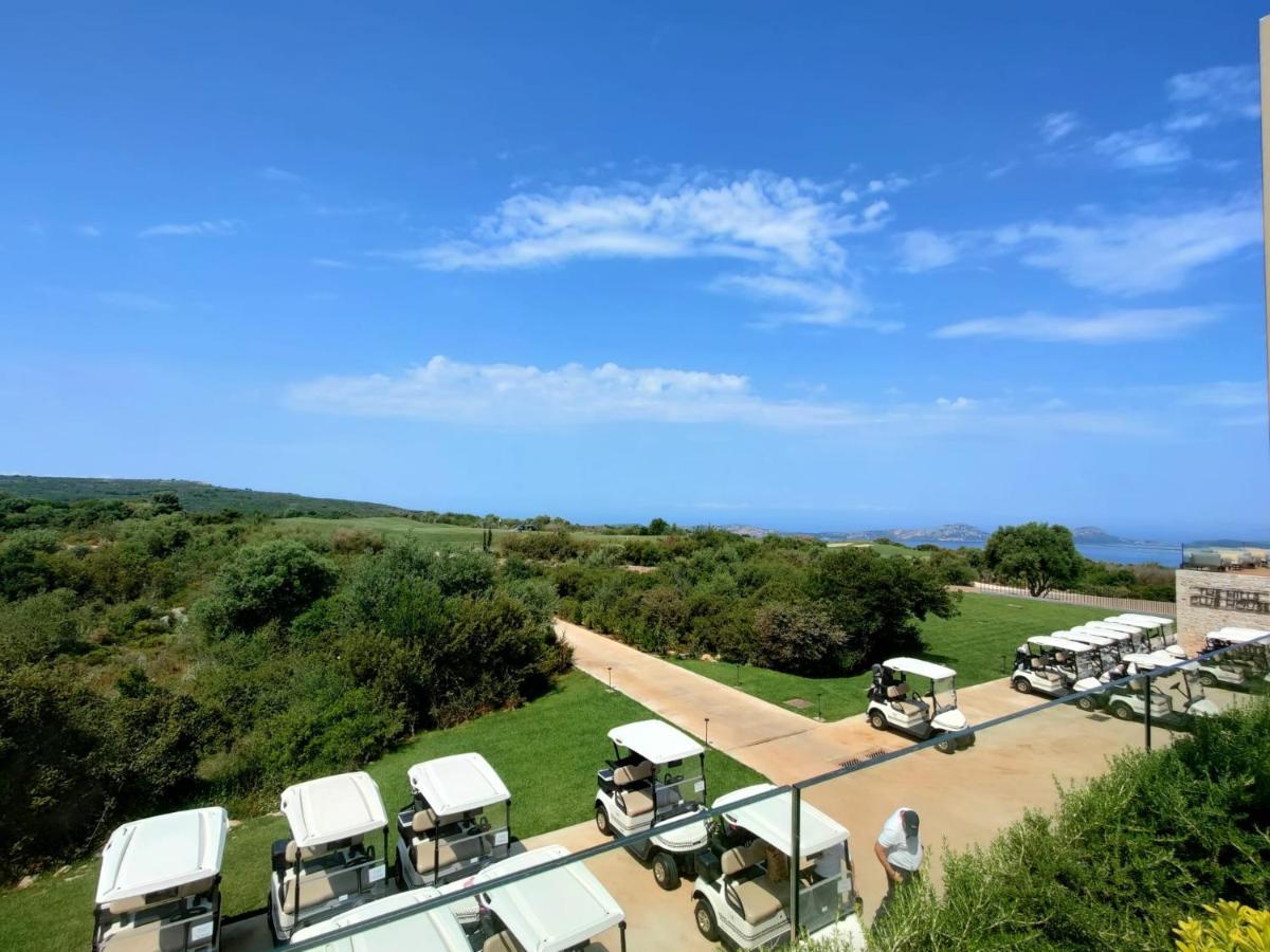 Iridia Resort Villas Foiníki エクステリア 写真